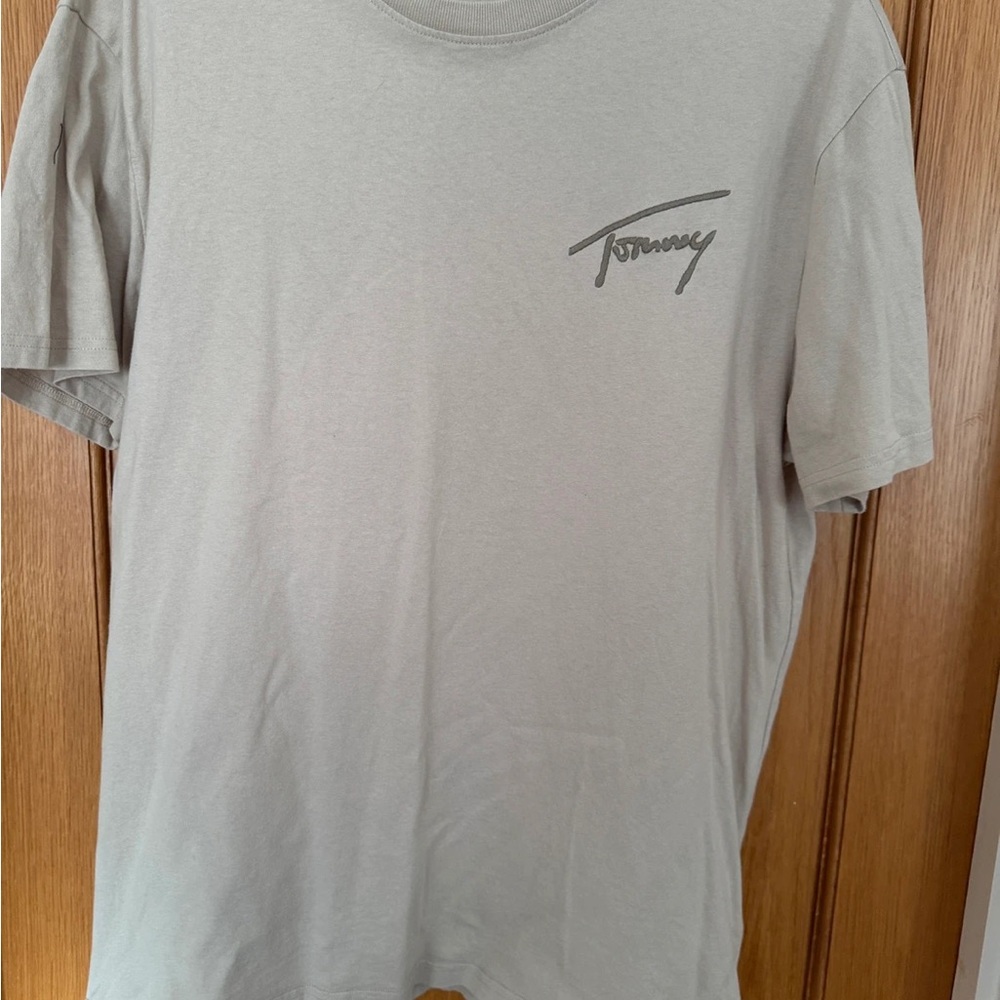 Tommy Hilfiger Gray Short Sleeve Tee